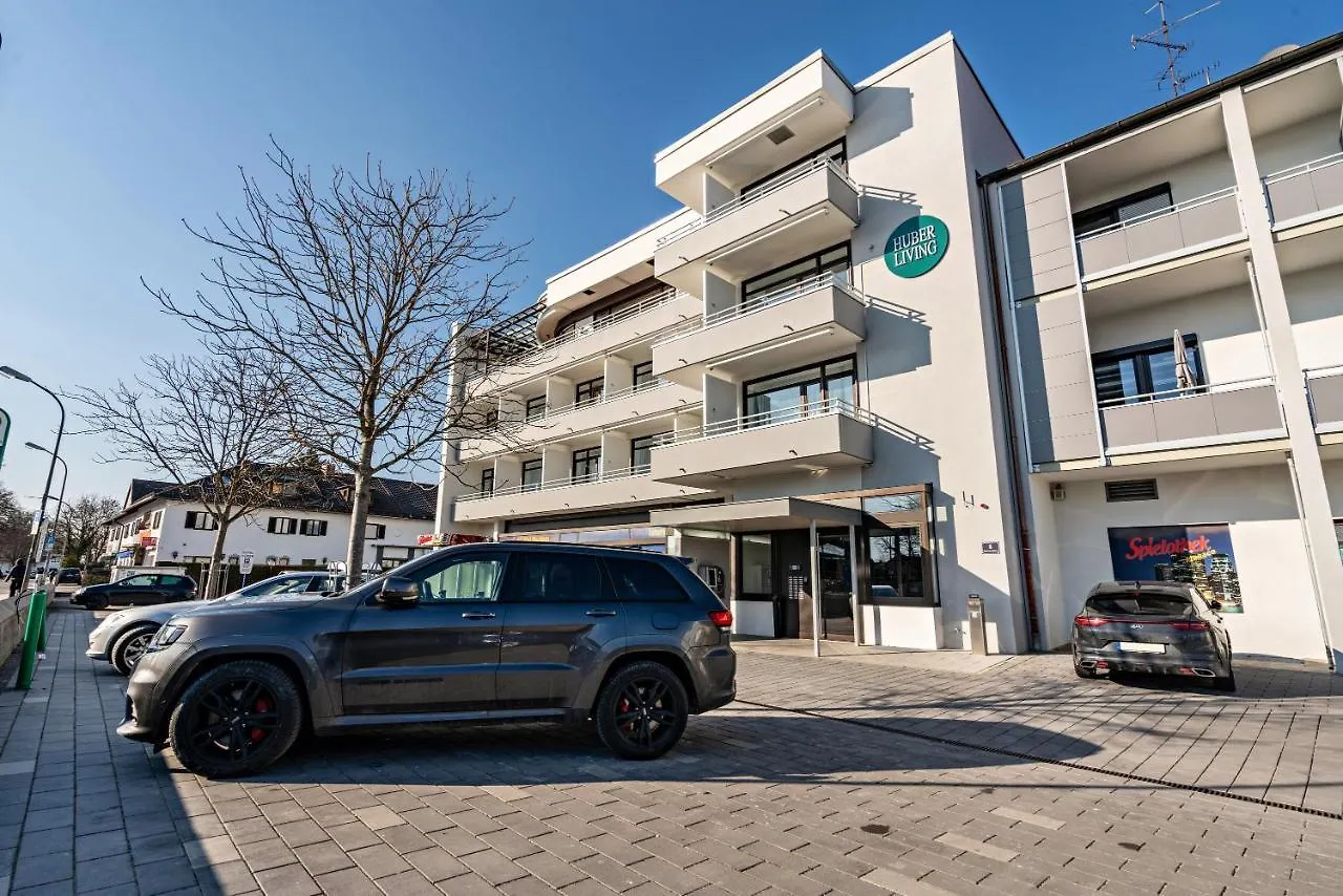 Huber Living Basic 204 Apartment Germering
